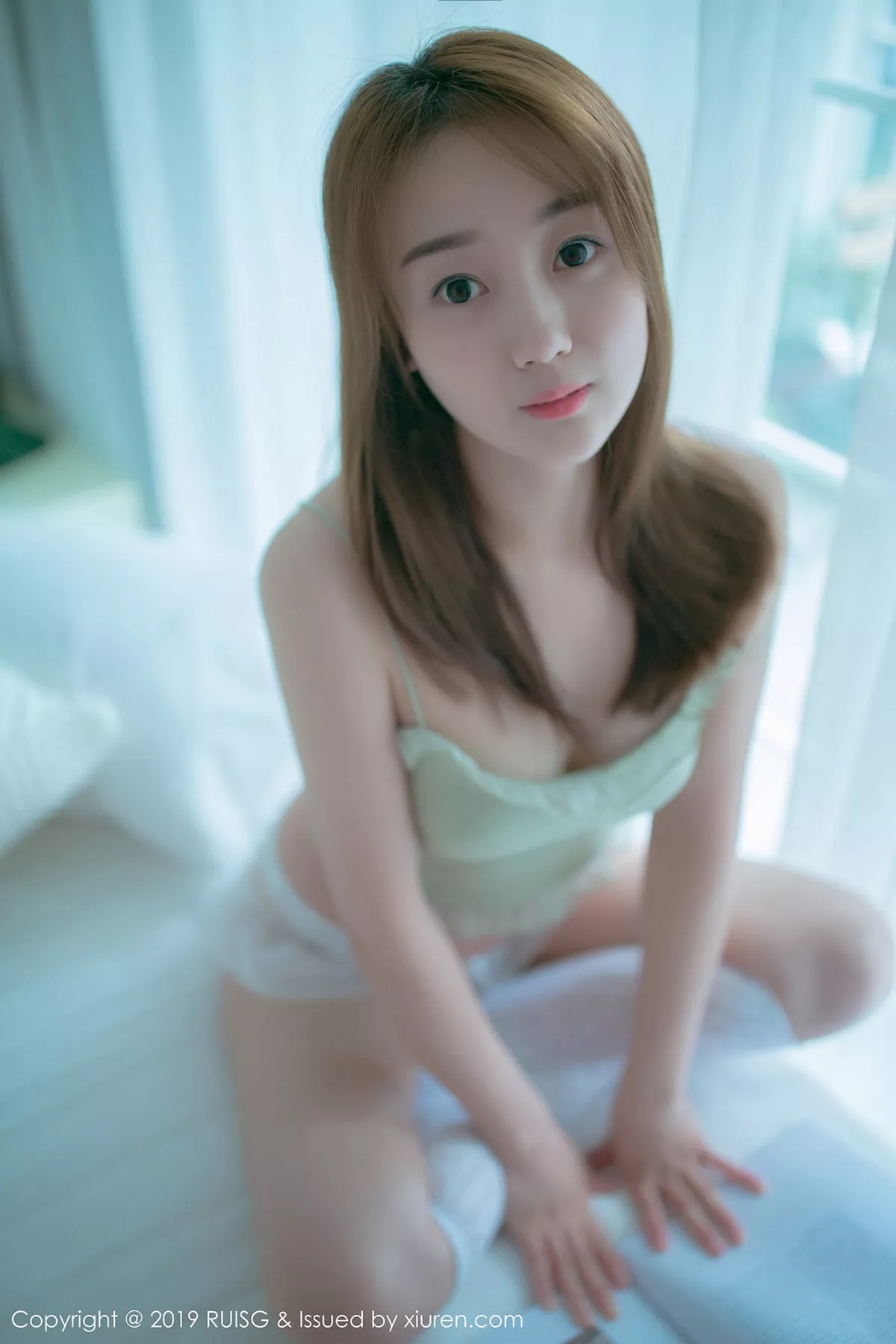 [Micat猫萌榜]第080期风衣月写真 [46P]-005