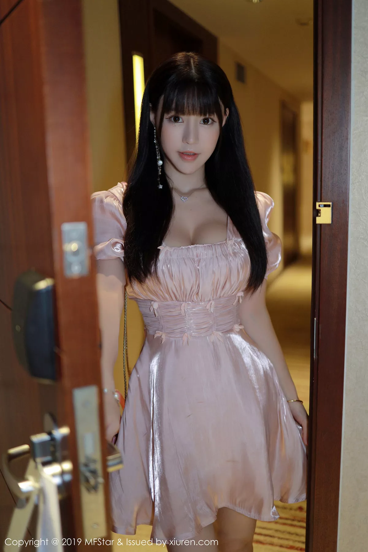 [MFStar模范学院]第217期朱可儿写真 [90P]-001