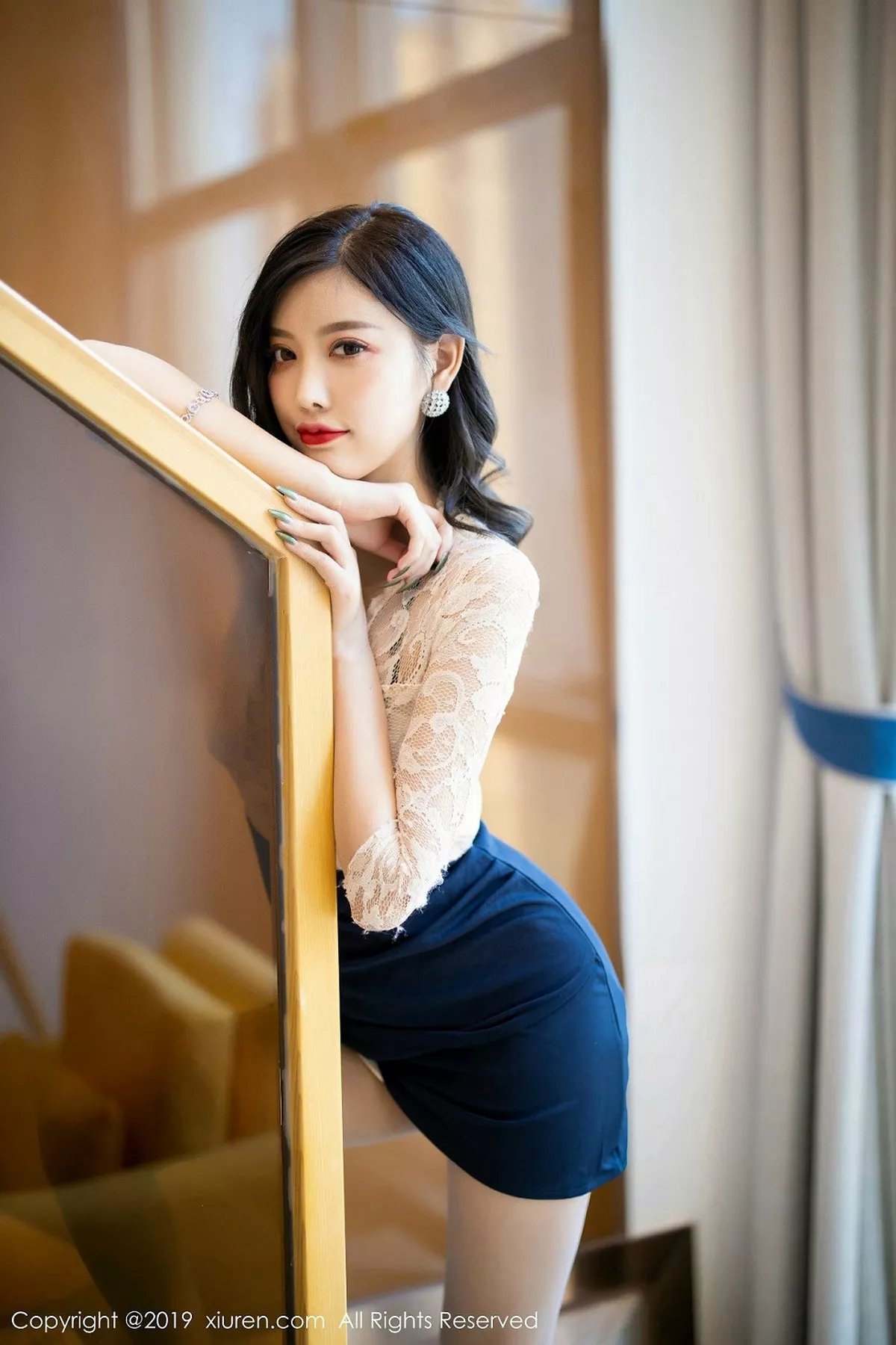 [XiuRen秀人网]第1717期杨晨晨写真 [70P]-003