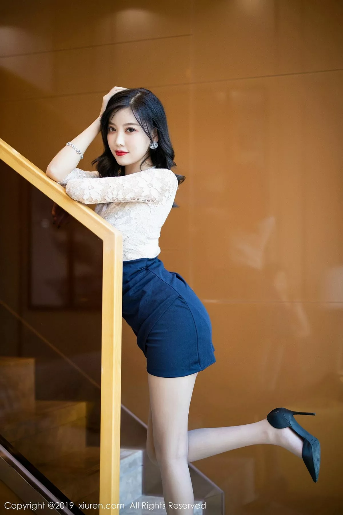 [XiuRen秀人网]第1717期杨晨晨写真 [70P]-004