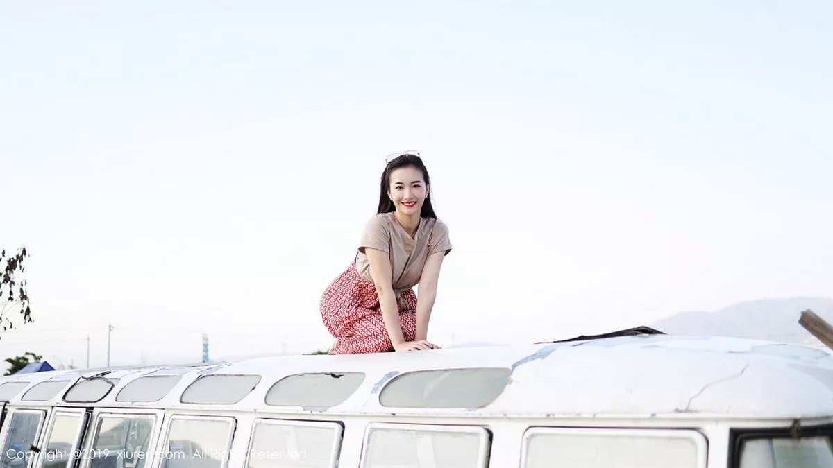 [XiuRen秀人网]第1718期艺儿拿铁写真 [63P]-055