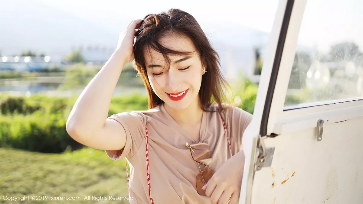 [XiuRen秀人网]第1718期艺儿拿铁写真 [63P]-019