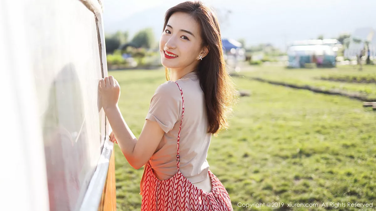 [XiuRen秀人网]第1718期艺儿拿铁写真 [63P]-007