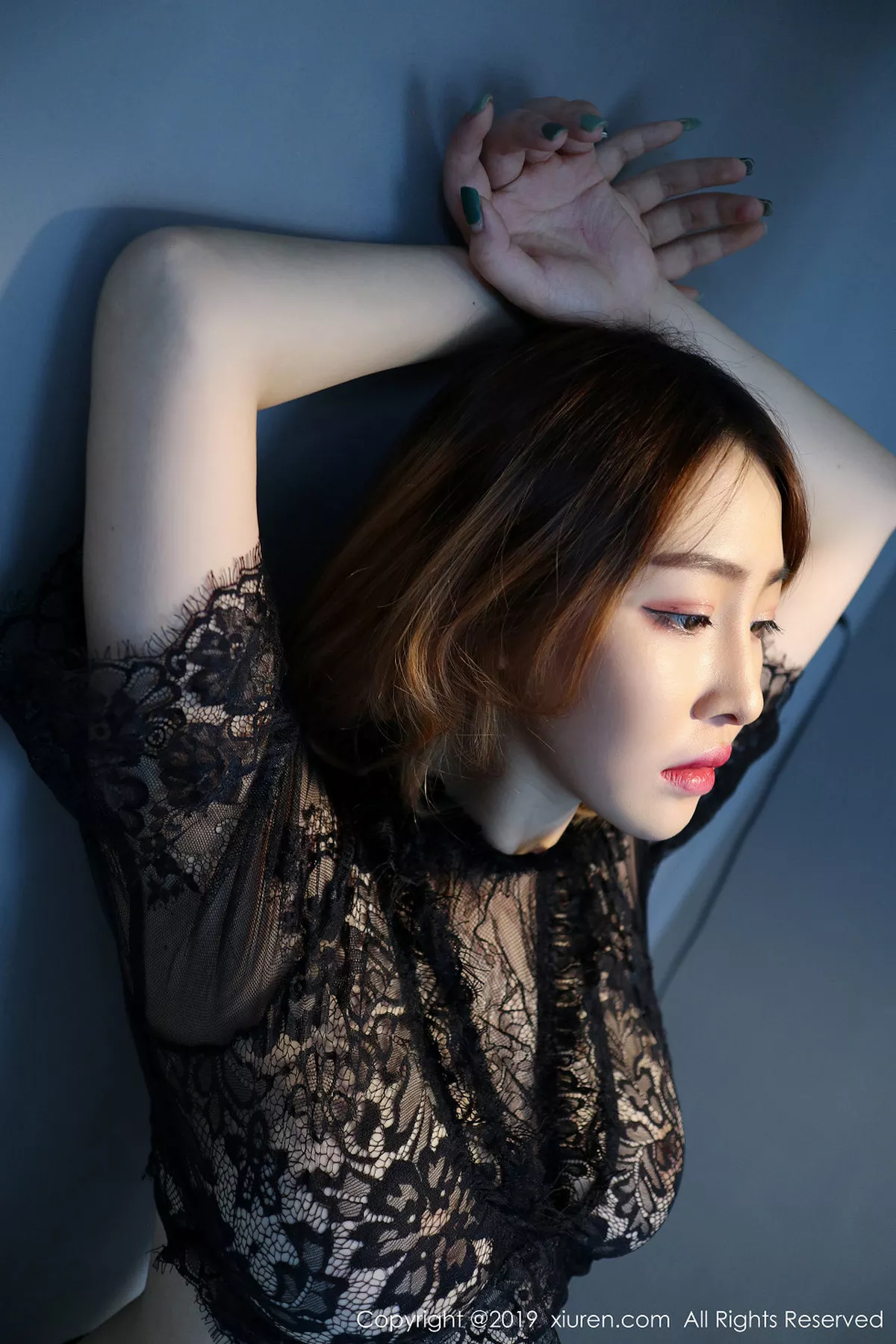 [XiuRen秀人网]第1686期瑶啊摇的瑶写真 [32P]-004