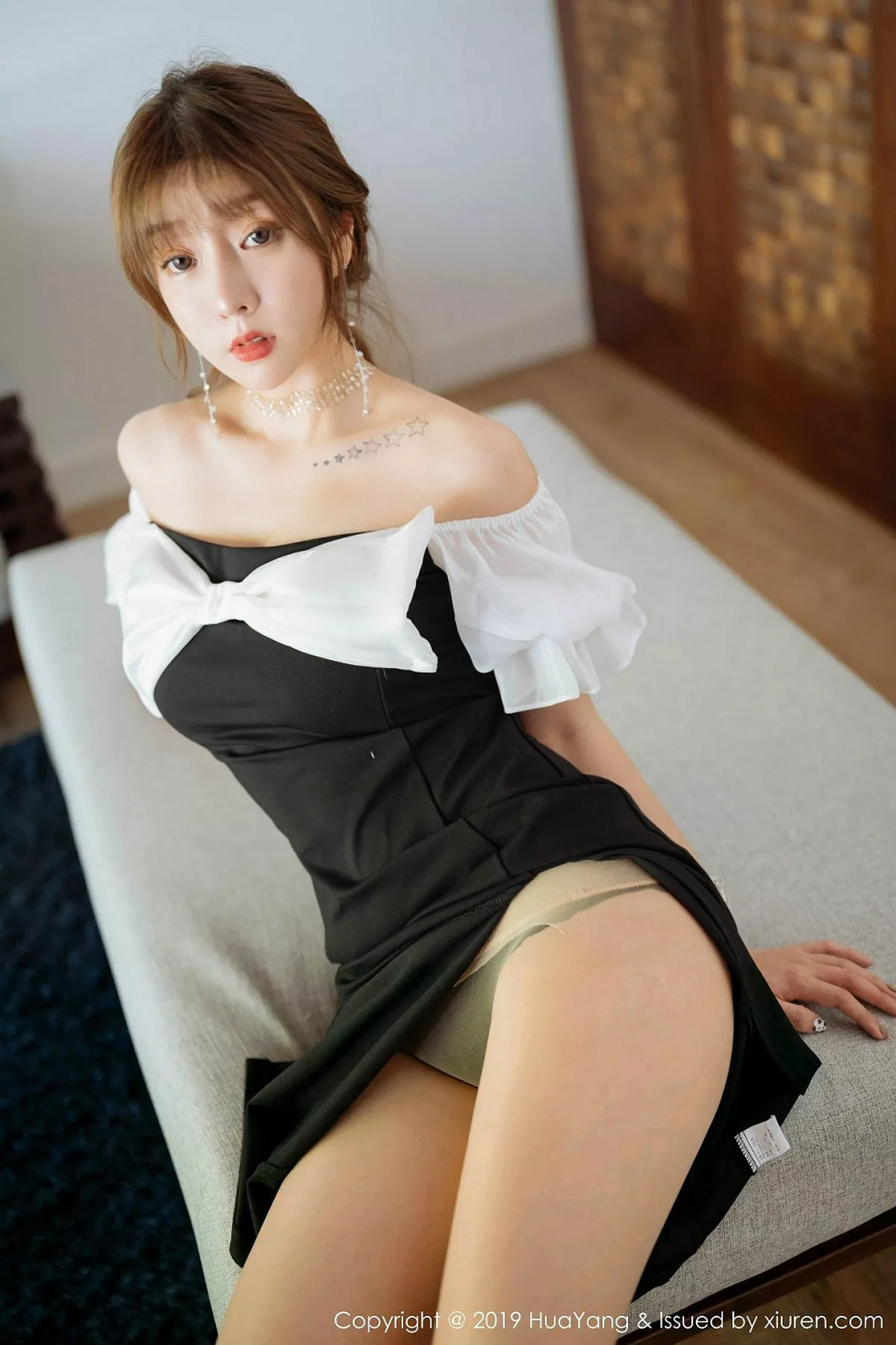 [HuaYang花漾]第173期王雨纯写真 [60P]-001