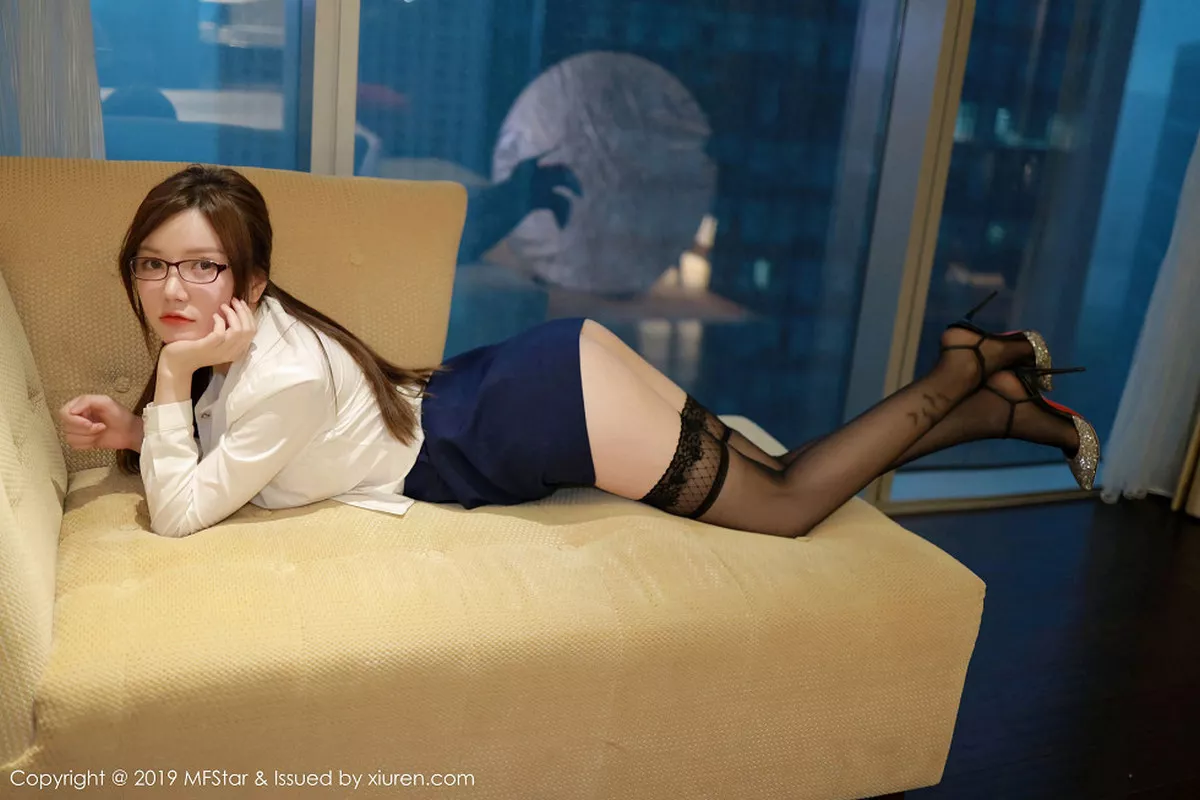 [MFStar模范学院]第218期糯美子写真 [66P]-034