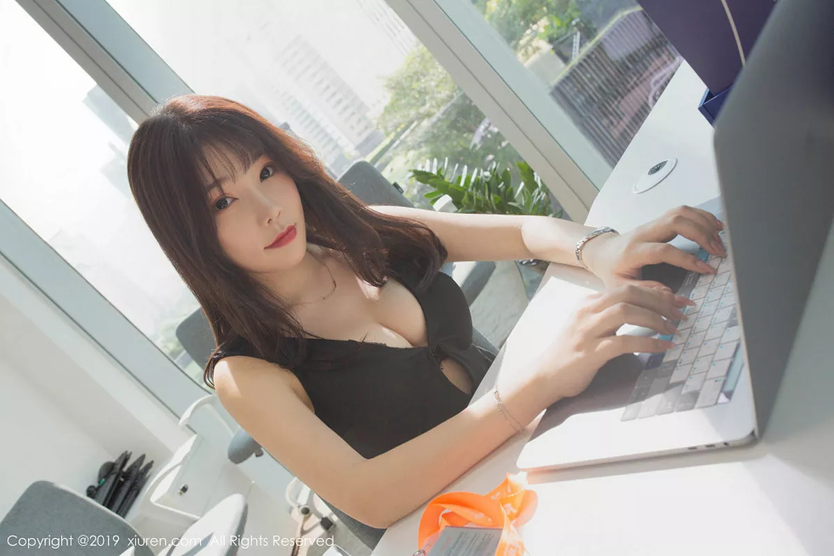 [XiuRen秀人网]第1757期芝芝Booty写真 [54P]-035