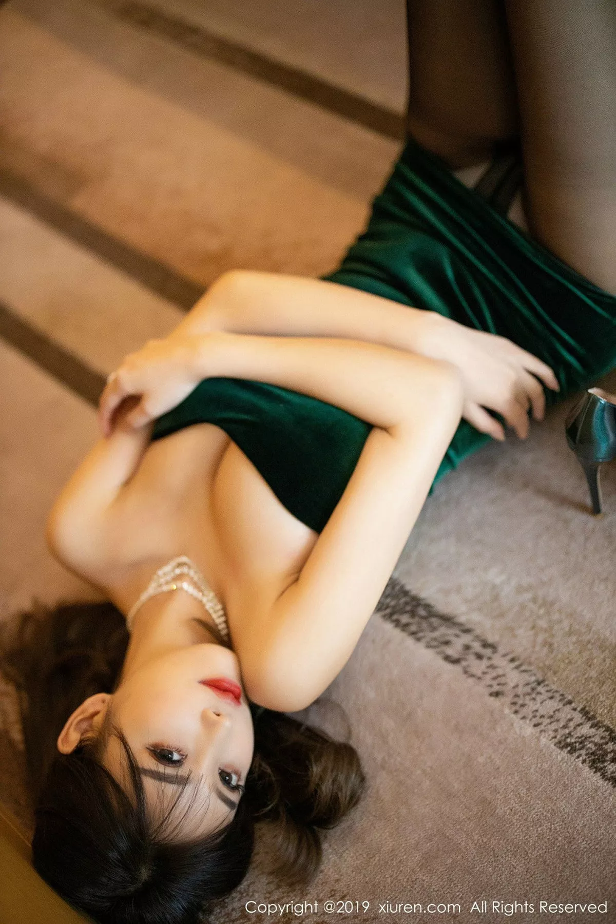 [XiuRen秀人网]第1731期杨晨晨写真 [98P]-054