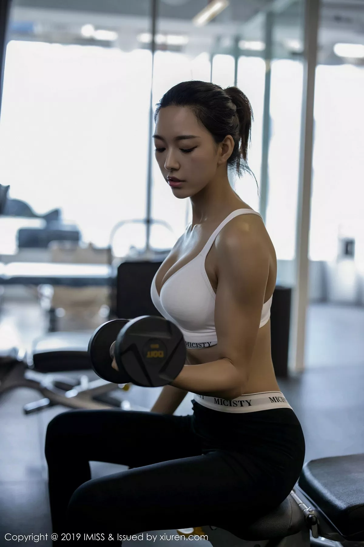 [Imiss爱蜜社]第396期嫣儿写真 [45P]-005