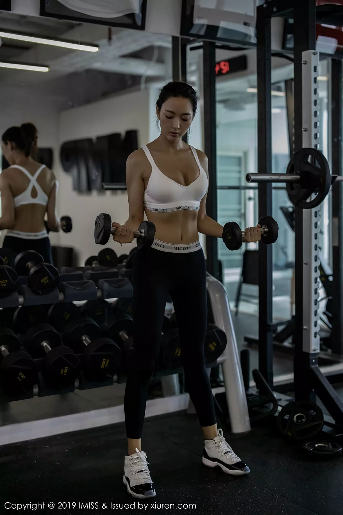 [Imiss爱蜜社]第396期嫣儿写真 [45P]-004