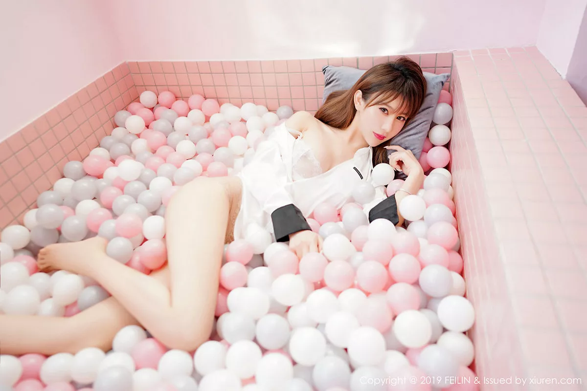 [FeiLin嗲囡囡]第214期程梓写真 [40P]-011