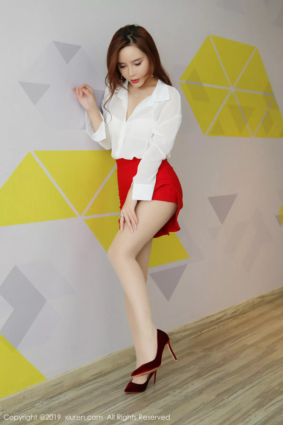 [XiuRen秀人网]第1879期艾小青写真 [49P]-003