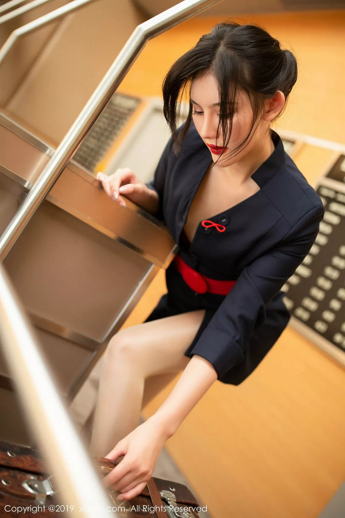 [XiuRen秀人网]第1881期就是阿朱啊写真 [80P]-002