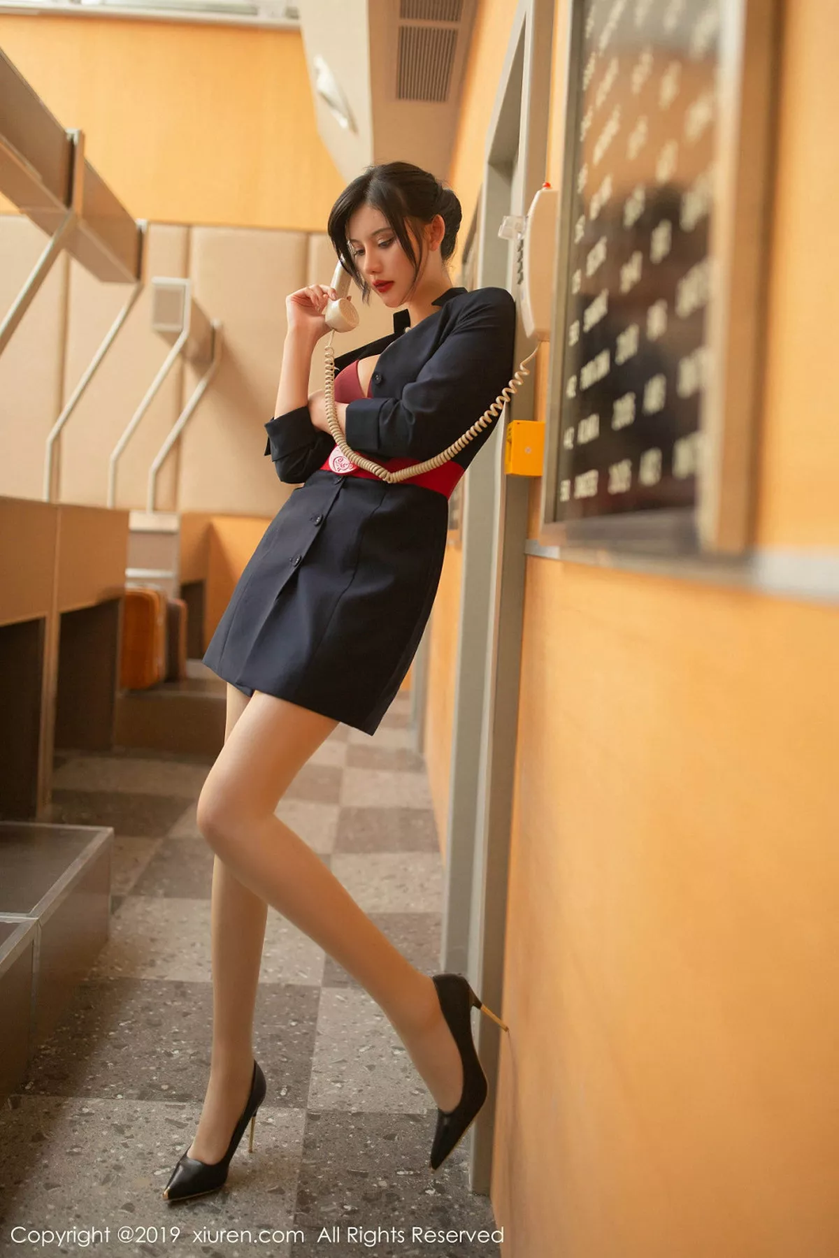 [XiuRen秀人网]第1881期就是阿朱啊写真 [80P]-001