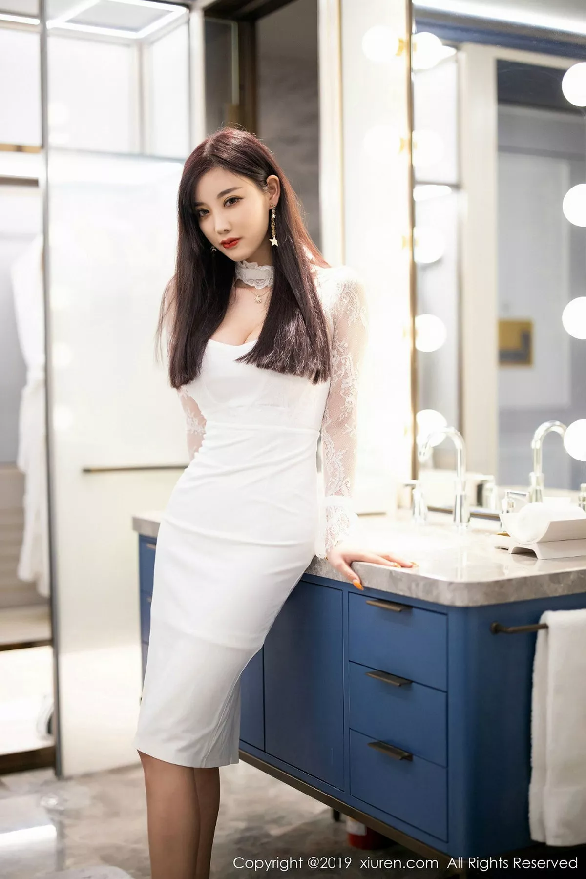 [XiuRen秀人网]第1884期杨晨晨写真 [106P]-001