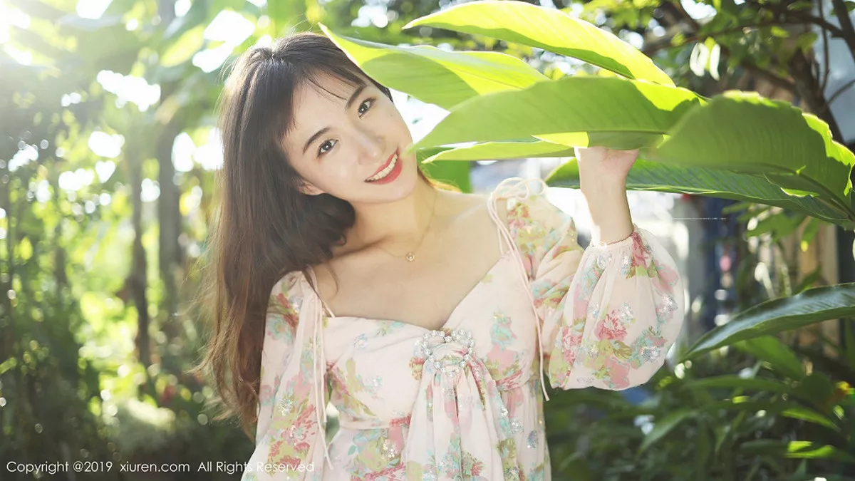 [XiuRen秀人网]第1892期艺儿拿铁写真 [55P]-031