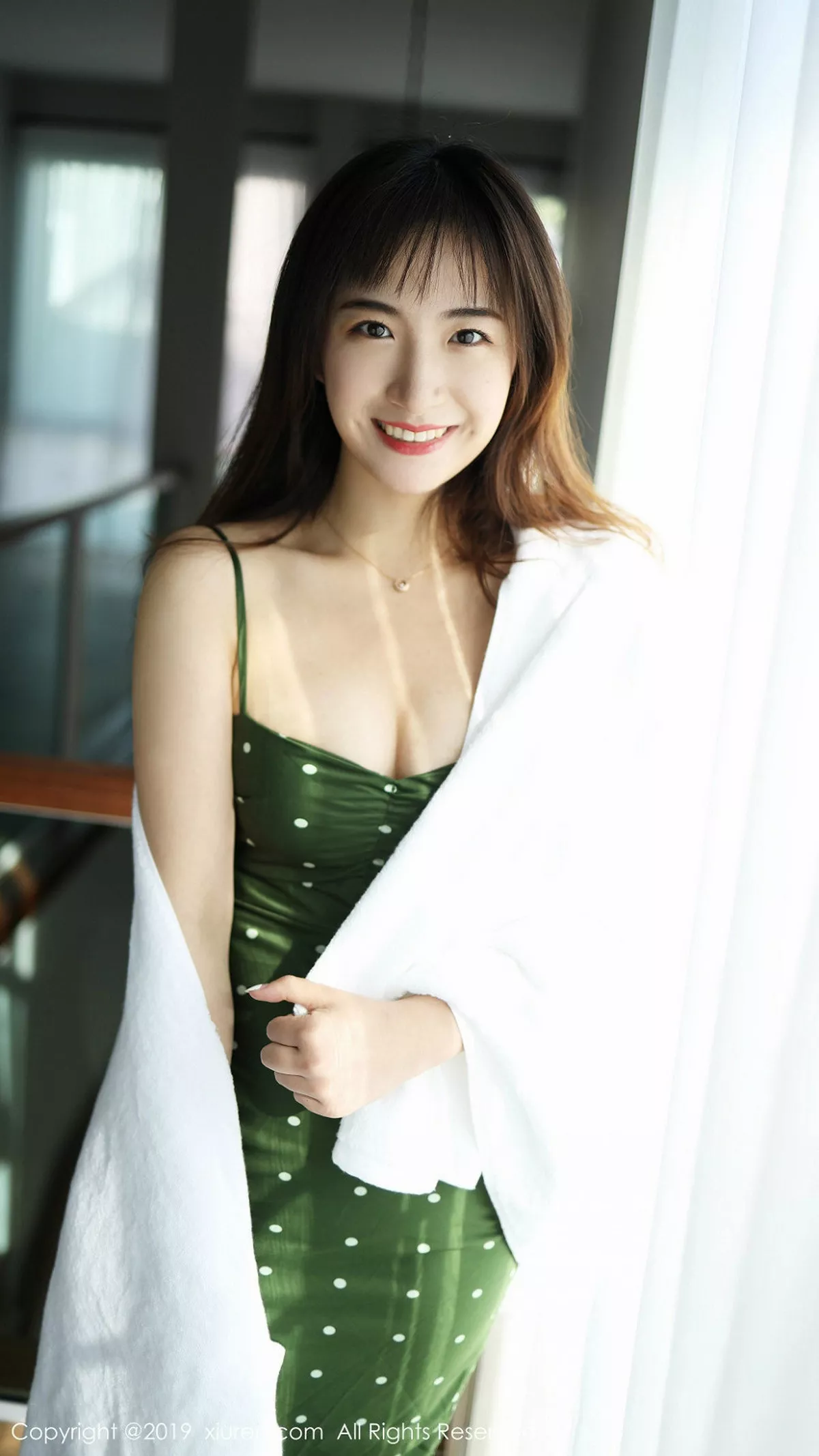 [XiuRen秀人网]第1892期艺儿拿铁写真 [55P]-025