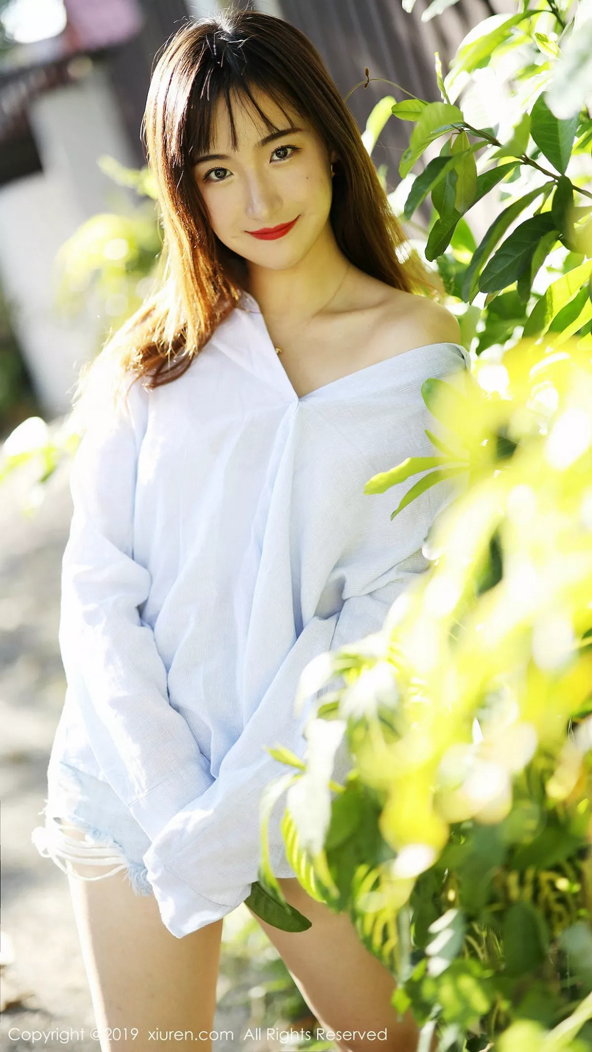 [XiuRen秀人网]第1892期艺儿拿铁写真 [55P]-053