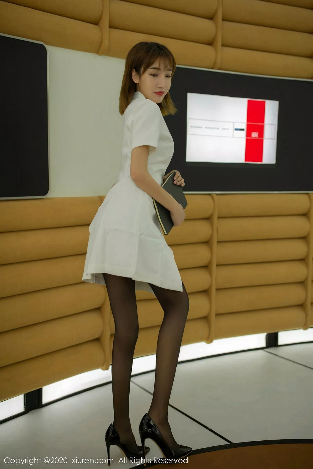 [XiuRen秀人网]第1931期陆萱萱写真 [56P]-013