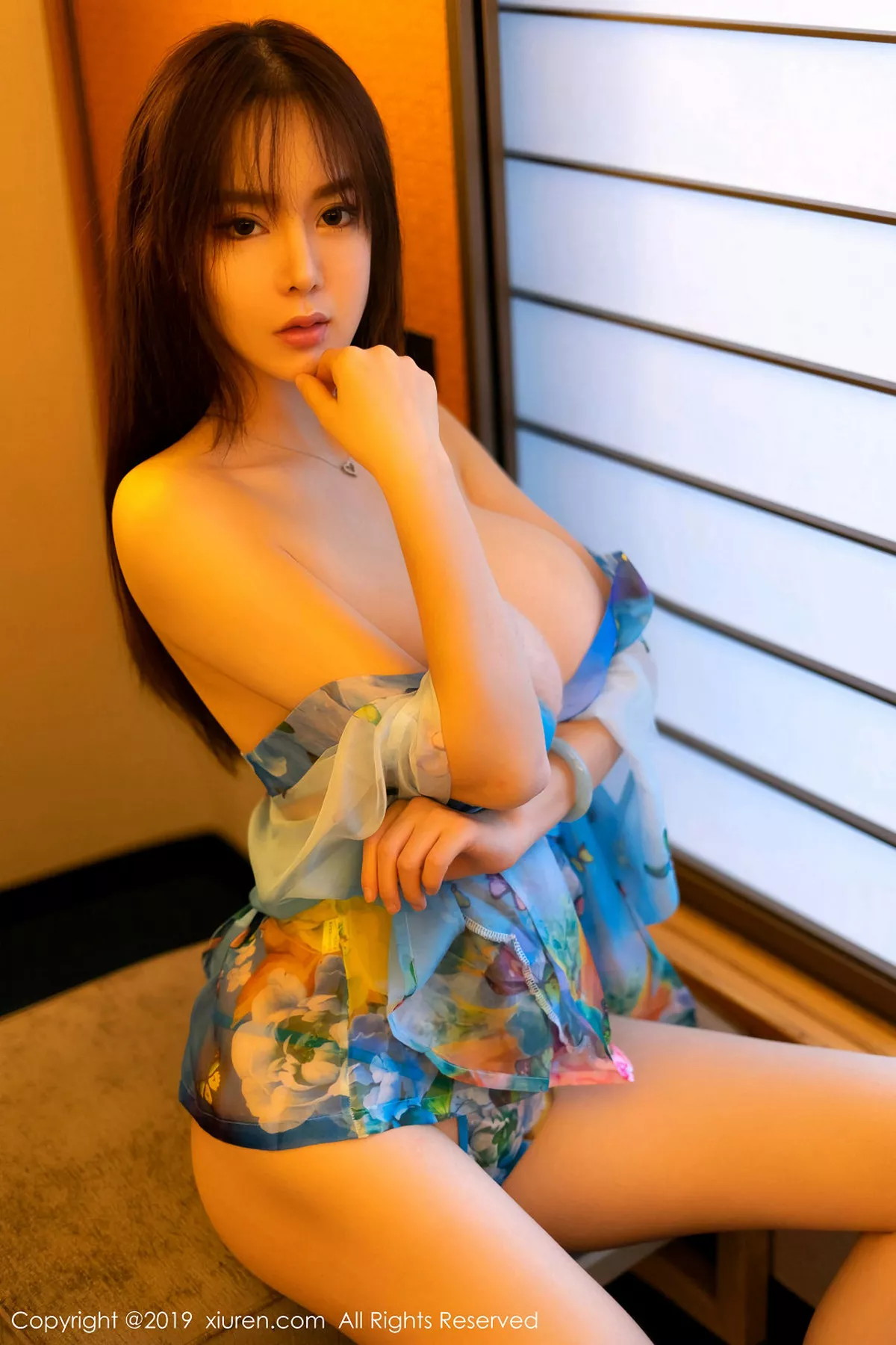 [XiuRen秀人网]第1319期易阳写真 [45P]-001