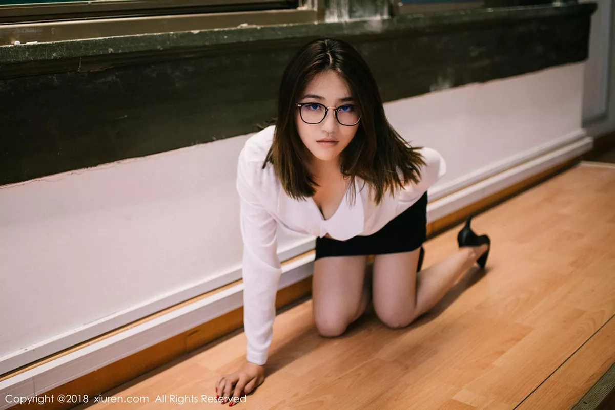 [XiuRen秀人网]第1267期许诺写真 [44P]-012