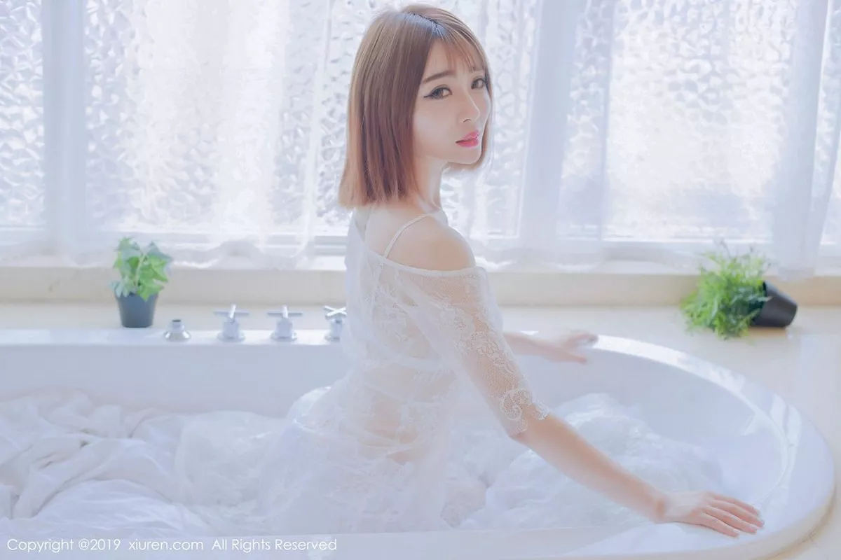 [XiuRen秀人网]第1406期凌萍儿写真 [47P]-002