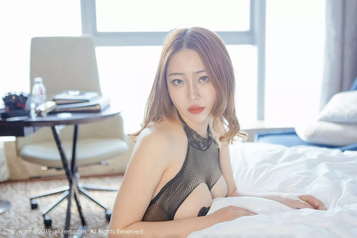 [XiuRen秀人网]第1481期瑶啊摇的瑶写真 [48P]-045