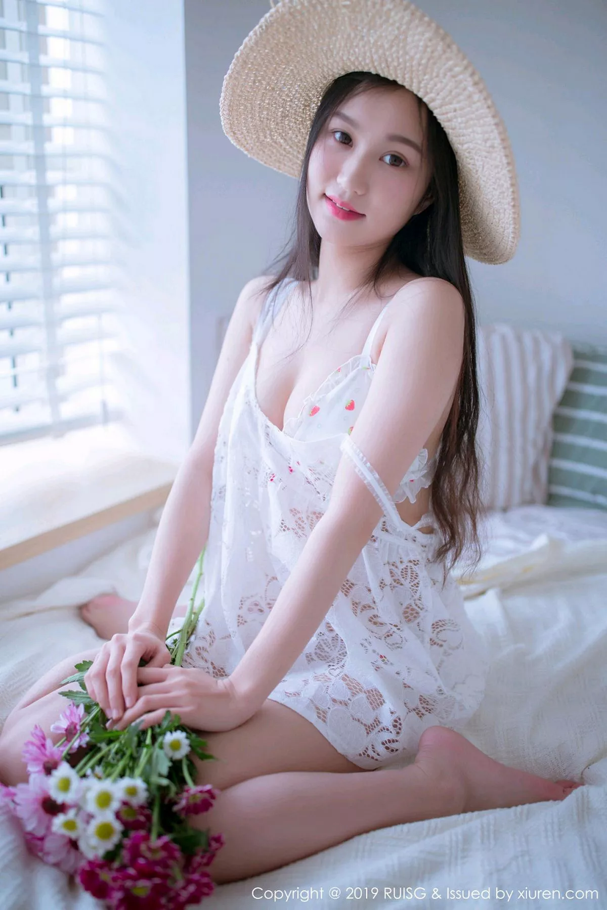 [Micat猫萌榜]第068期深紫Julie写真 [49P]-016