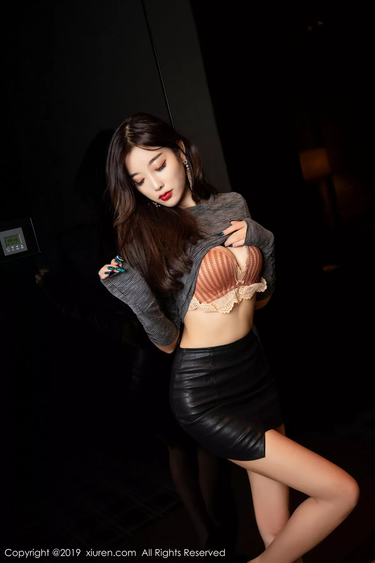 [XiuRen秀人网]第1473期杨晨晨写真 [50P]-005