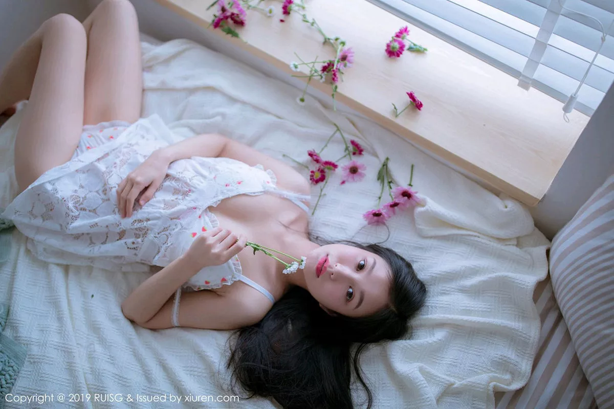 [Micat猫萌榜]第068期深紫Julie写真 [49P]-026