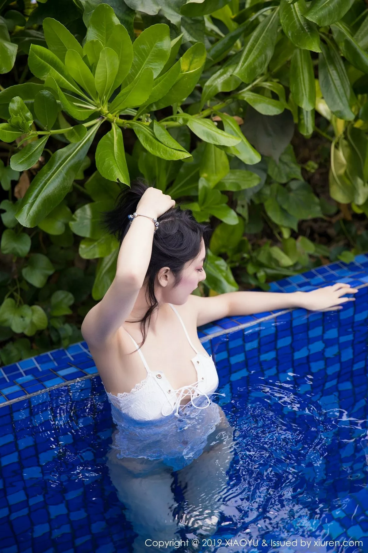[XiaoYu画语界]第106期喜欢猫写真 [46P]-012