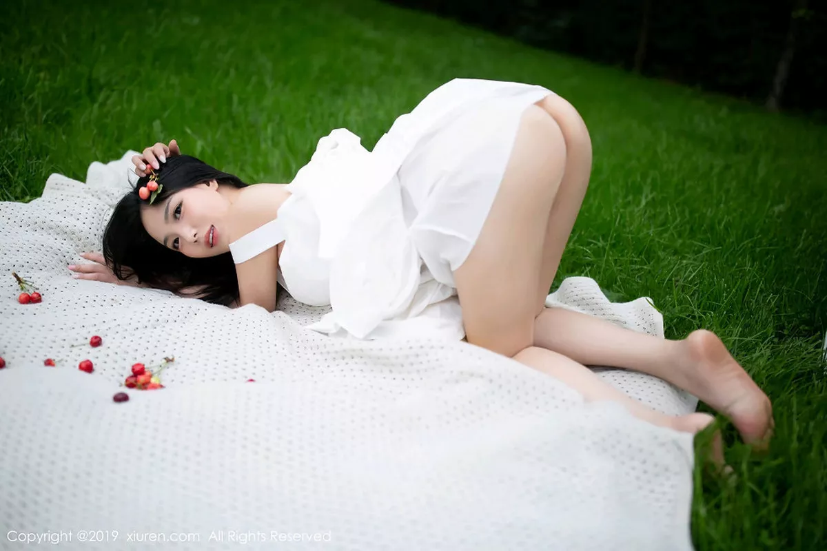 [XiuRen秀人网]第1545期徐微微写真 [56P]-046