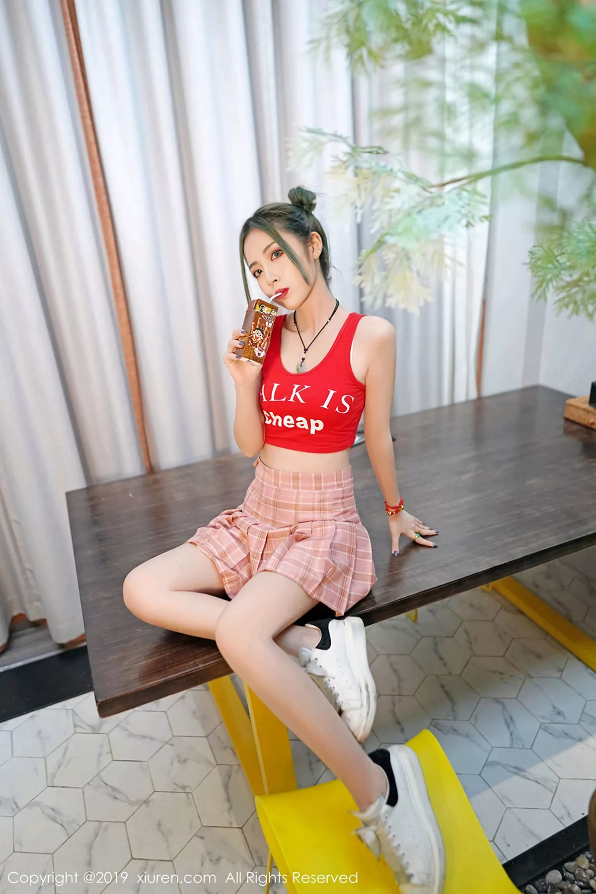 [XiuRen秀人网]第1550期贾诗晗写真 [48P]-010