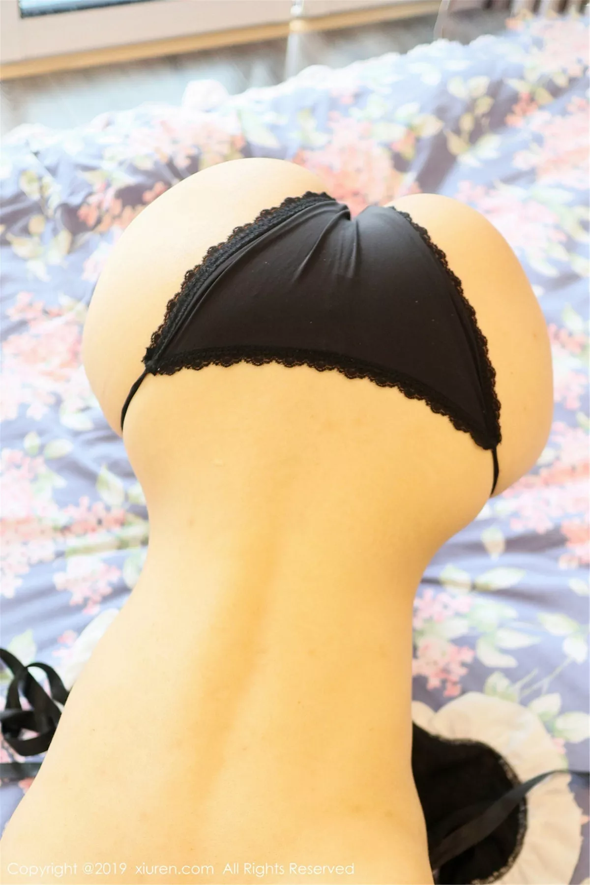 [XiuRen秀人网]第1560期yomi悠蜜写真 [40P]-029