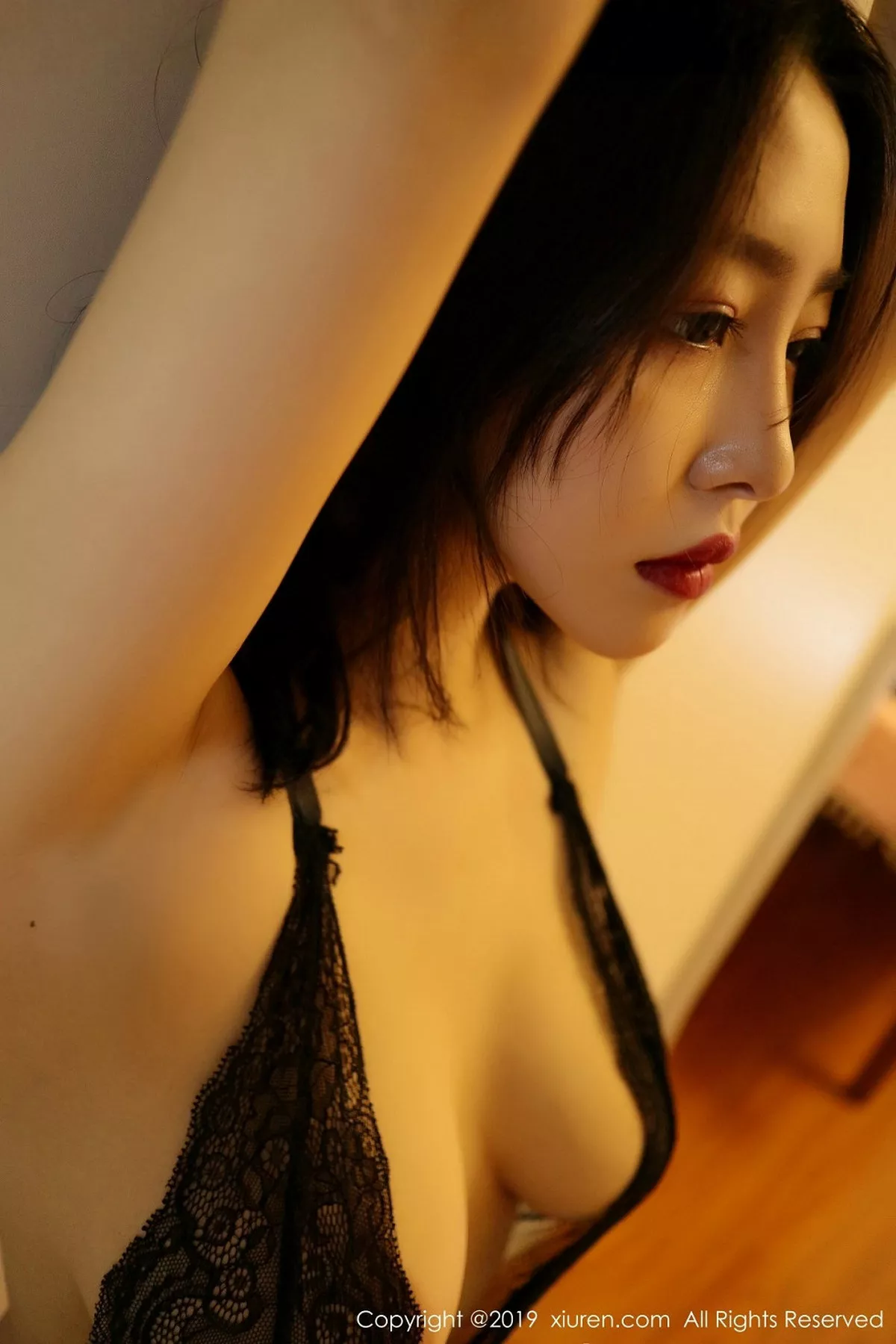 [XiuRen秀人网]第1571期瑶啊摇的瑶写真 [36P]-012