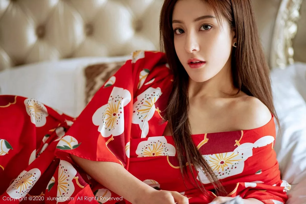 [XiuRen秀人网]第2015期林文文写真 [65P]-005