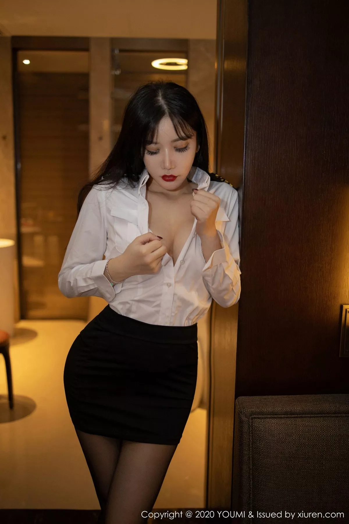 [YouMi尤蜜荟]第428期心妍小公主写真 [40P]-004