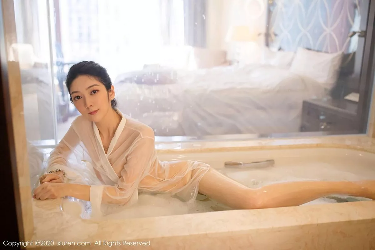 [XiuRen秀人网]第2063期小热巴写真 [62P]-035