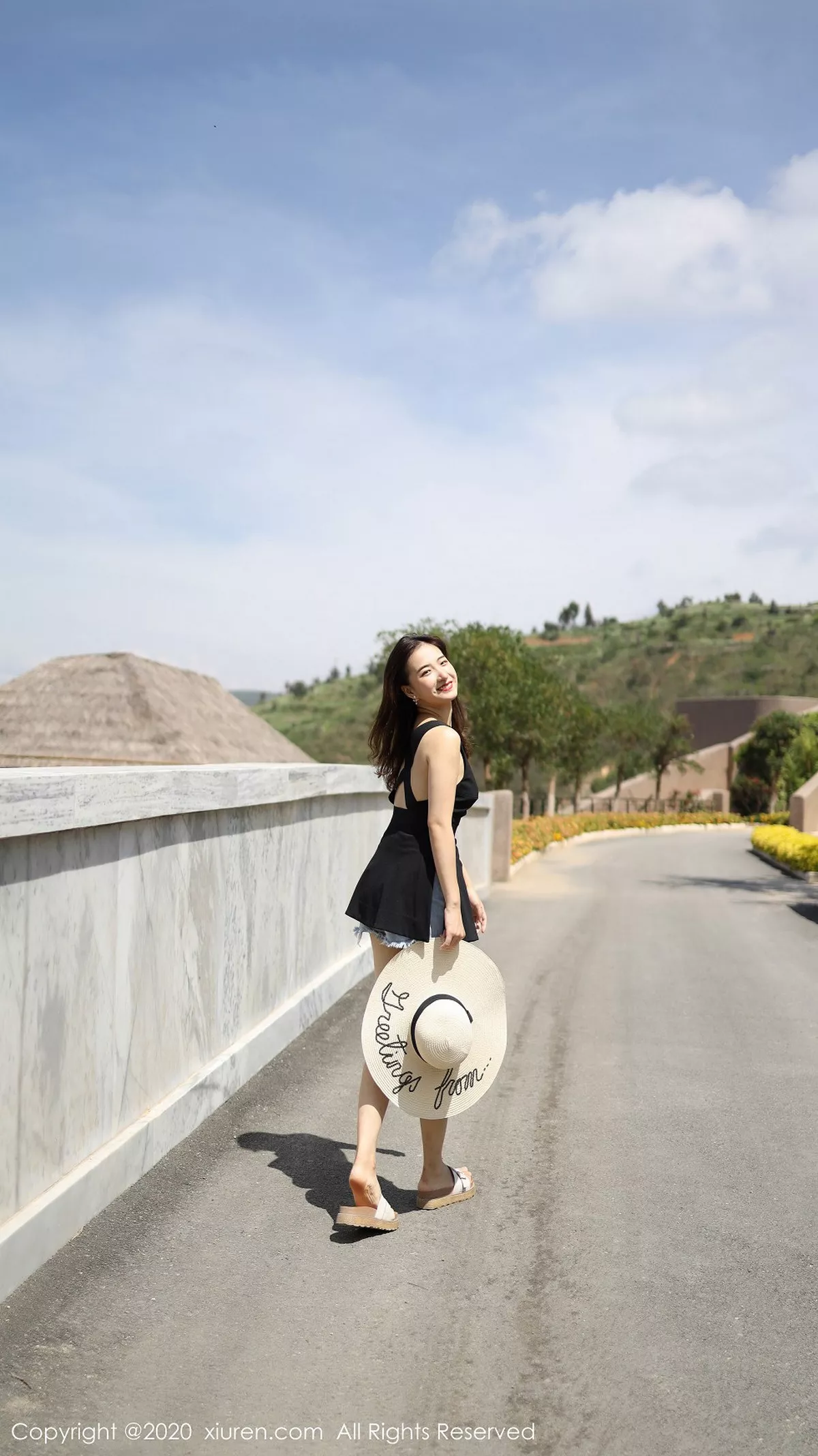 [XiuRen秀人网]第1956期艺儿拿铁写真 [42P]-034