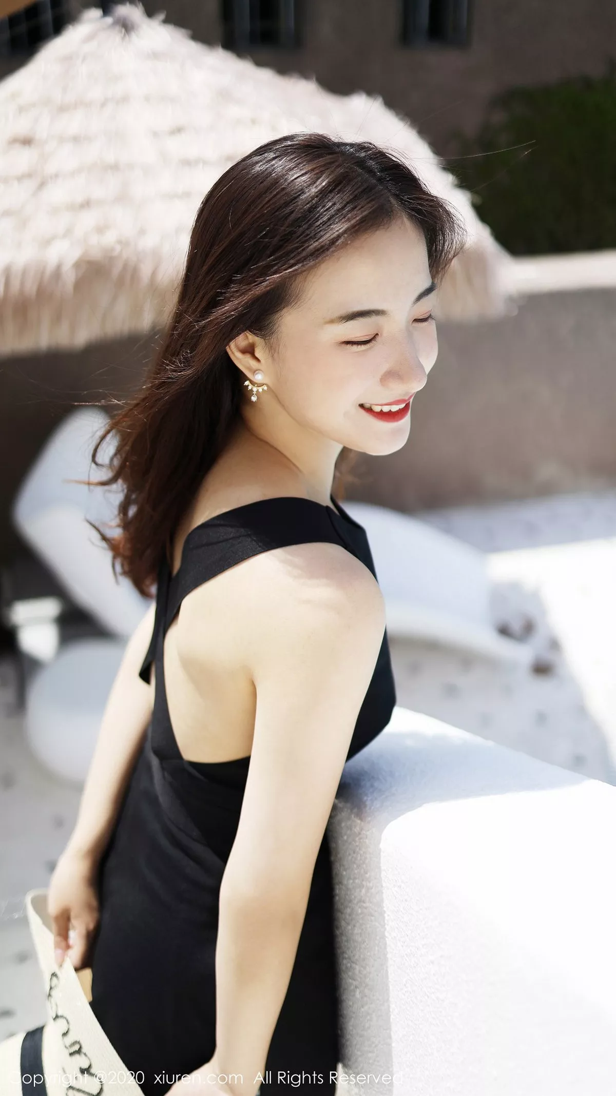 [XiuRen秀人网]第1956期艺儿拿铁写真 [42P]-005