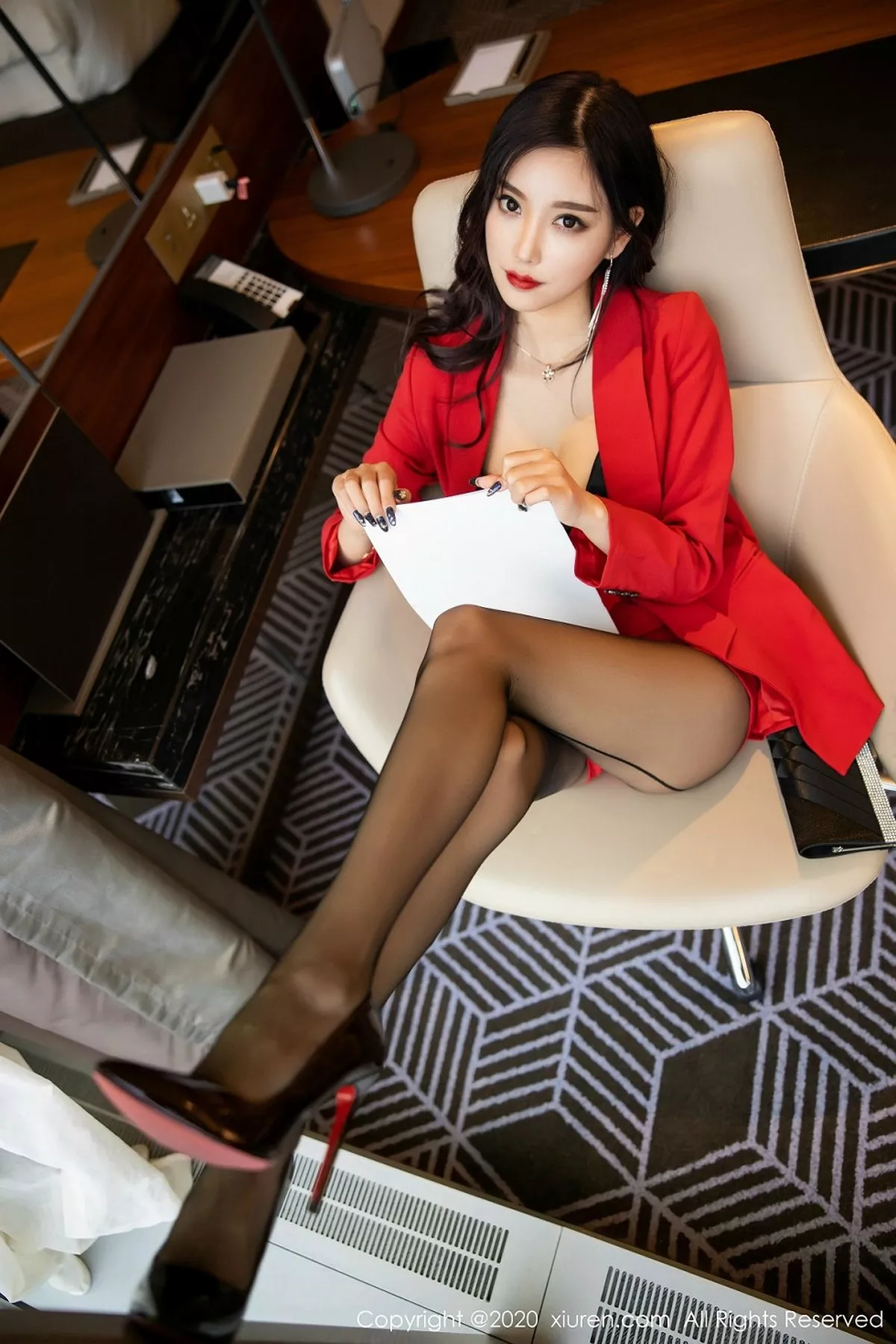 [XiuRen秀人网]第2069期杨晨晨写真 [71P]-034