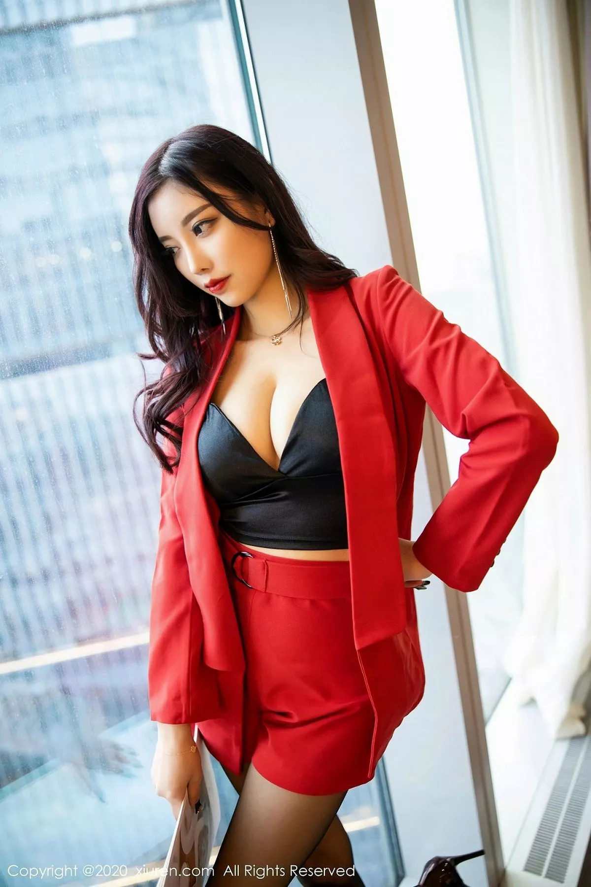 [XiuRen秀人网]第2069期杨晨晨写真 [71P]-044