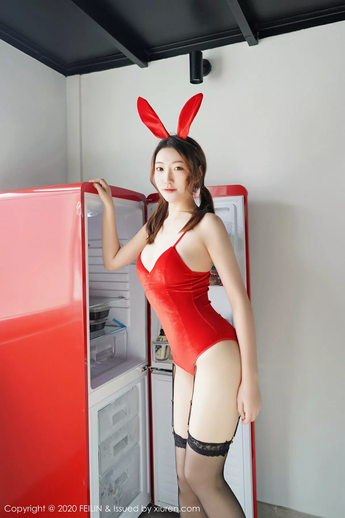 [FeiLin嗲囡囡]第226期小熊猫写真 [77P]-001