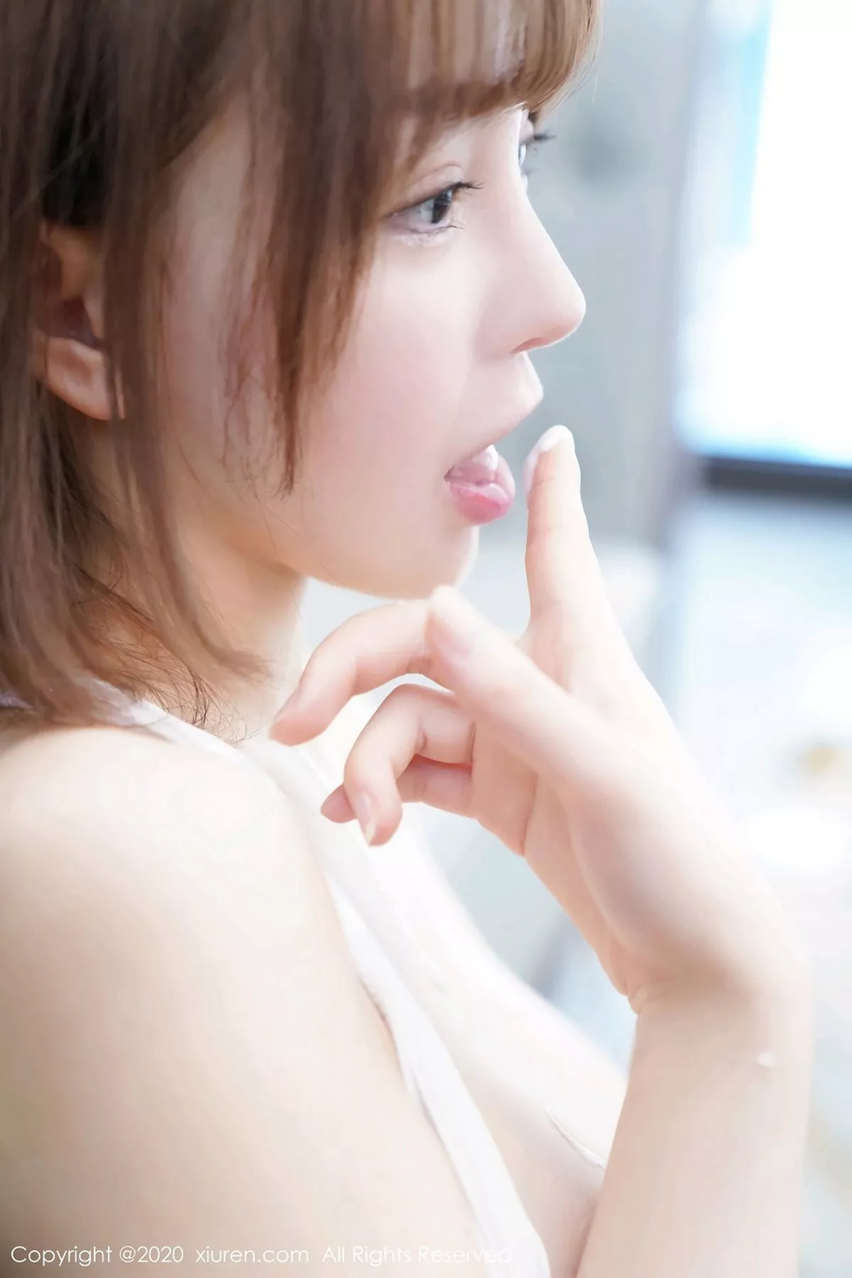 [XiuRen秀人网]第2115期UU酱写真 [71P]-001
