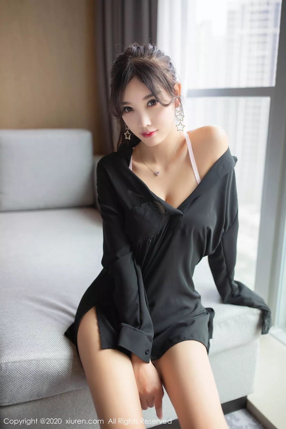 [XiuRen秀人网]第2151期杨晨晨写真 [78P]-001
