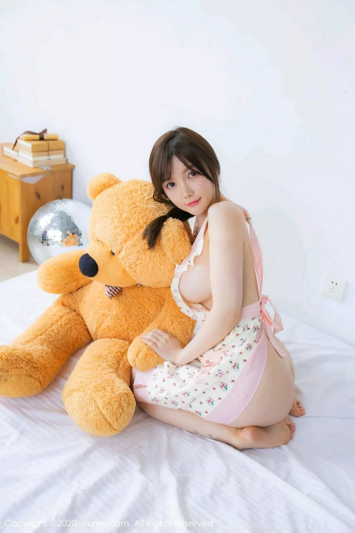 [XiuRen秀人网]第2150期糯美子写真 [52P]-001