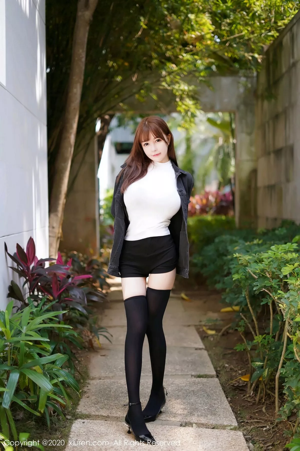 [XiuRen秀人网]第2147期UU酱写真 [83P]-004