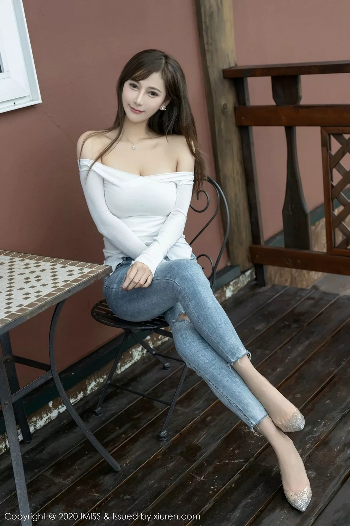 [Imiss爱蜜社]第452期Lavinia写真 [63P]-004