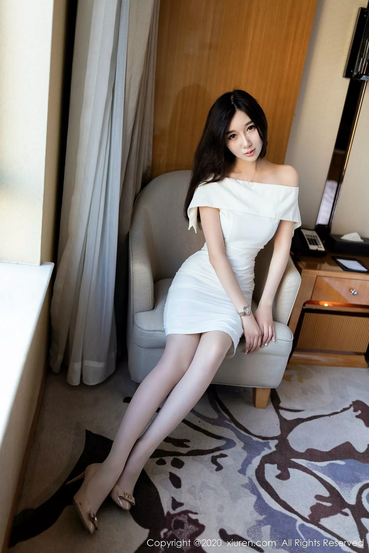 [XiuRen秀人网]第2097期伊思思写真 [40P]-004