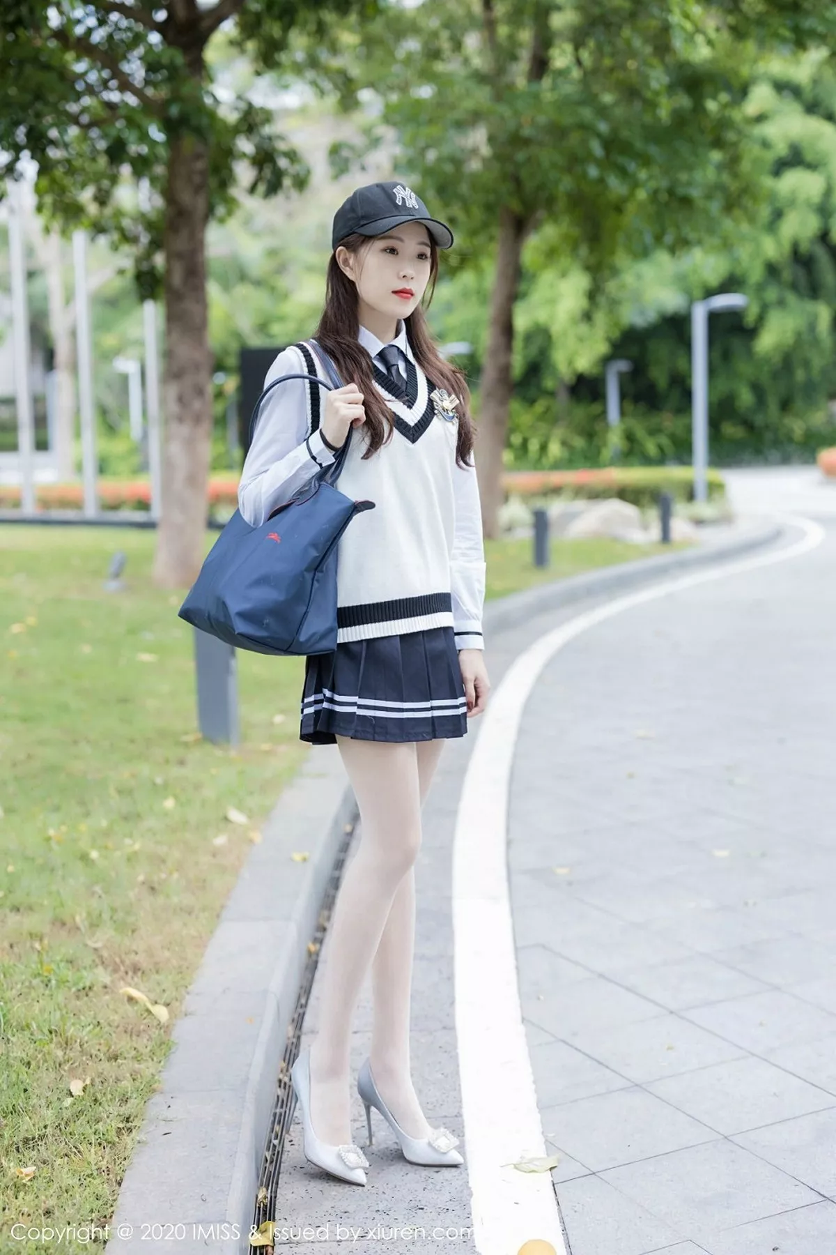 [Imiss爱蜜社]第467期杨紫嫣写真 [48P]-002